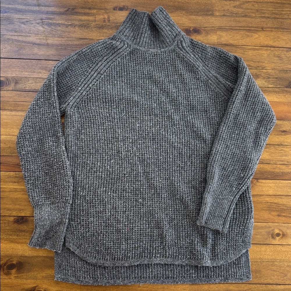 Banana Republic Charcoal Knit Sweater